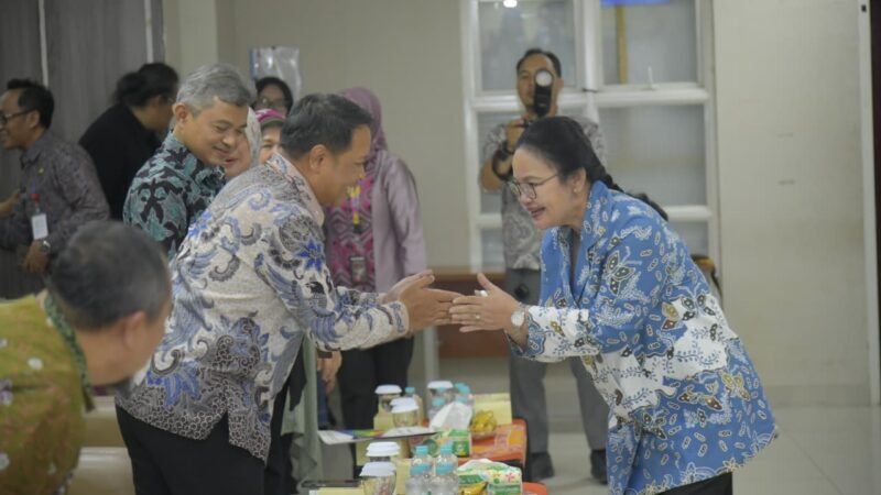Hadiri Pelantikan ISEI Semarang, Agustina Fokus Perkuat Ekonomi Kerakyatan