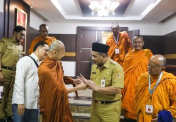 Berhenti di Semarang,Bikkhu Thudong 2026 Bawa Misi Perdamaian