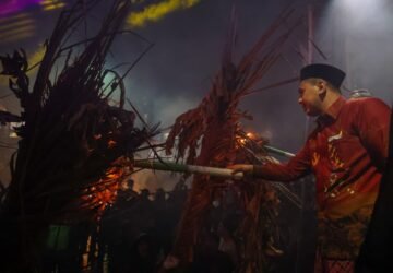 Jepara Terus Lestarikan Tradisi Perang Obor