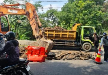 Wali Kota Semarang Agustina Wilujeng Gercep Instruksikan DPU Perbaiki Jalan Rusak Akibat Tonase Berlebih