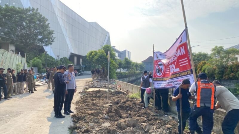 Wujudkan Ruang Publik Nyaman, Pemkot Semarang Tertibkan Kawasan The Park Mall