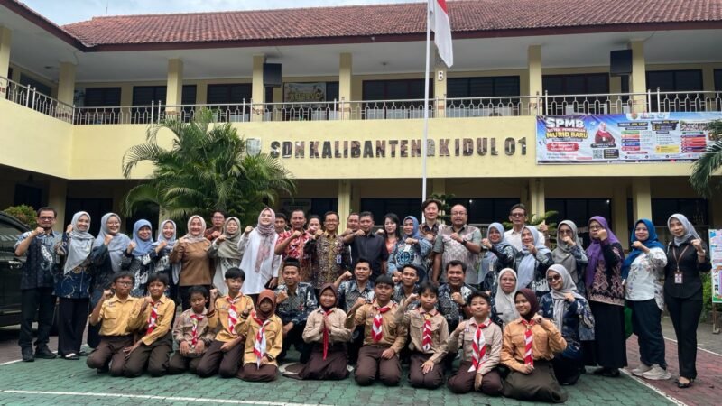 Komisi D Sidak ke SDN Kalibanteng Kidul 01, Pendaftar Overload