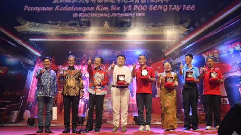 Pemkot Bersama Warga Masyarakat Rawat Harmoni dalam Perayaan Kedatangan Kimsin YS Poo Seng Tay Tee ke-166