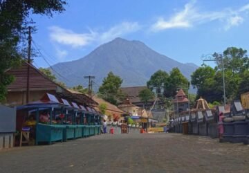 Gunung Kawi dan Kisah Sukses Ong Hok Liong, Fakta atau Legenda?