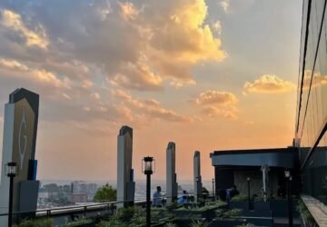Skyline Gumaya Tower Hotel Hadirkan SkySpace, Rooftop Baru Nikmati Panorama Kota Semarang
