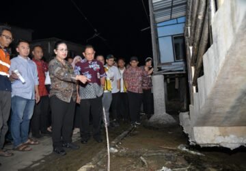 Tinjau Tambak Lorok, Wali Kota Agustina Siapkan Penanganan untuk Kurangi Dampak Rob