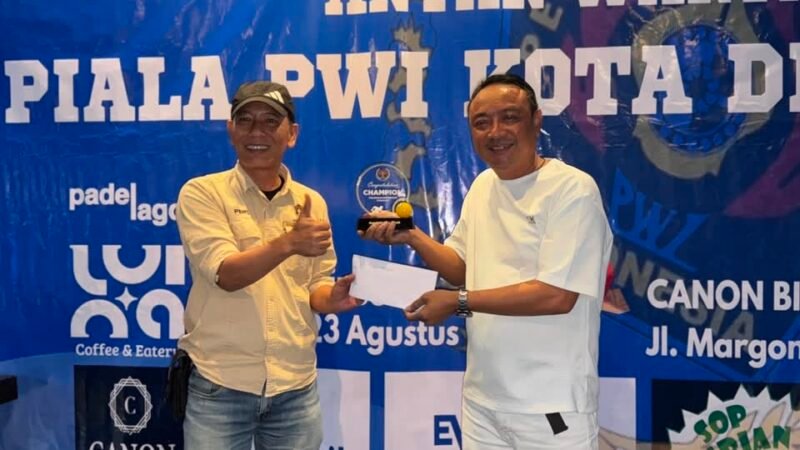 Persaingan Ketat hingga Skor 4-3! Wartawan PWI Jateng Sabet Juara Turnamen Biliar Antarwartawan di Depok