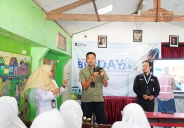 PLN Icon Plus Hadirkan Program BERDAYA di SLB B Yakut Purwokerto, Dorong Siswa Kenali Dunia Industri Telekomunikasi