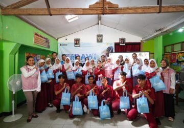 PLN Icon Plus Buka Ruang Pengembangan Siswa SLB B Yakut Purwokerto melalui Program Magang Industri