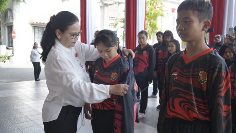 Wali Kota Agustina Lepas Atlet PEPARPEDA Semarang, Tegaskan Komitmen Kota Inklusif