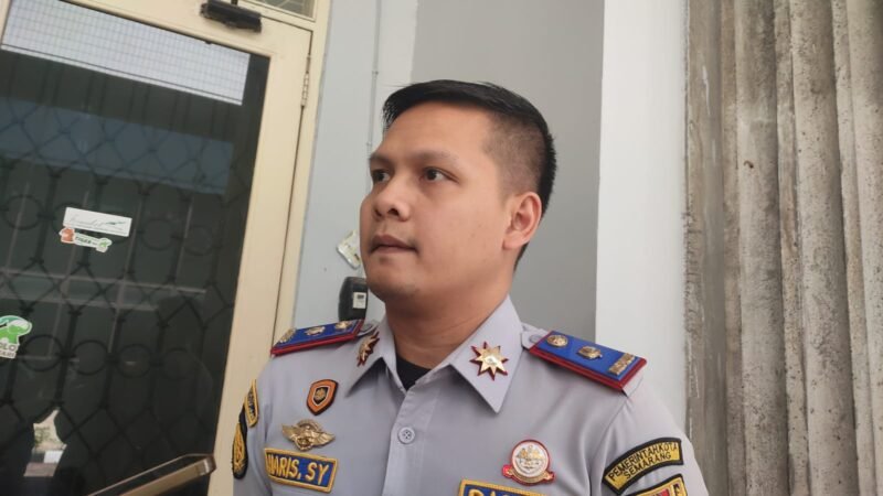 Lansia Jatuh Saat Kejar Bus Trans Semarang, Dilarikan ke RS Kariadi