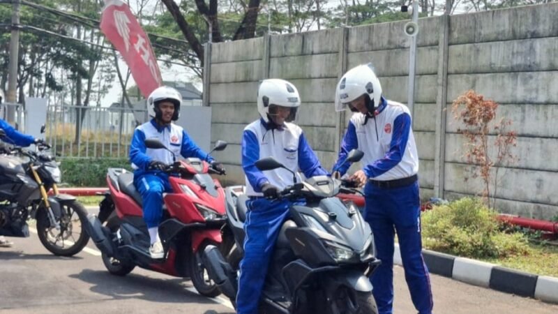 Saat Harus Mengerem Mendadak, Ini yang Perlu Diperhatikan Pengendara