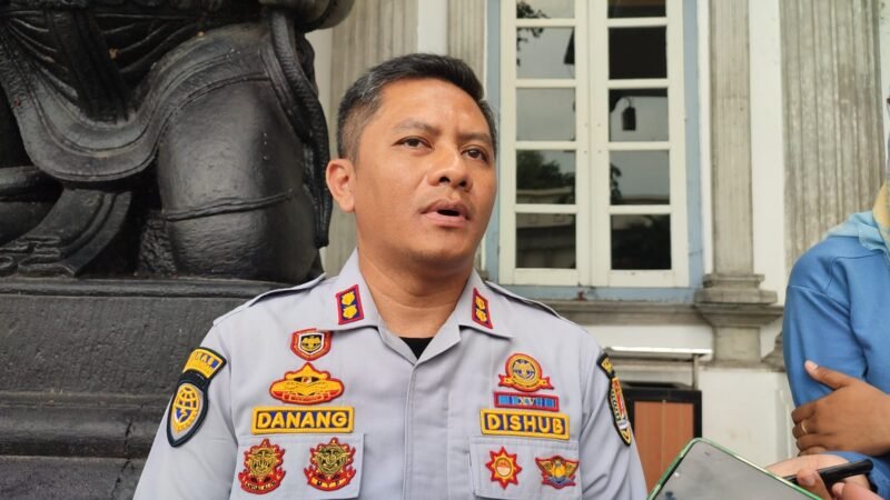 Ricuh Parkir Jalan Pahlawan Semarang Viral di Medsos, Dishub Mulai Siapkan Penataan