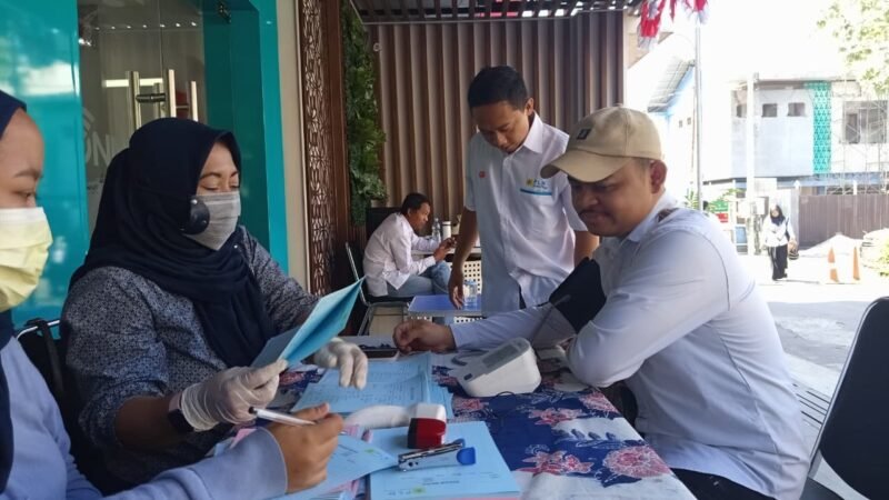 PLN Icon Plus Awali Aktivitas Personel dengan Penerapan Daily Health Checking