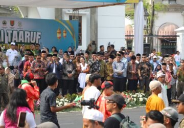 Ribuan Kafilah MTQ Nasional Padati Kota Semarang, Wali Kota Agustina Wilujeng Sebut Pawai Ta’aruf Panggung Kebersamaan