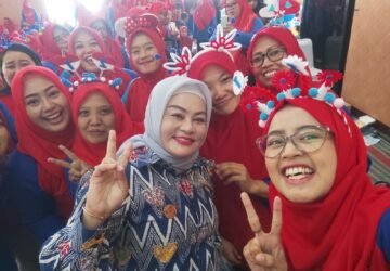 20 Tahun Mengajar, Guru PAUD di Tuntang Bertahan dengan Honor Rp100 Ribu