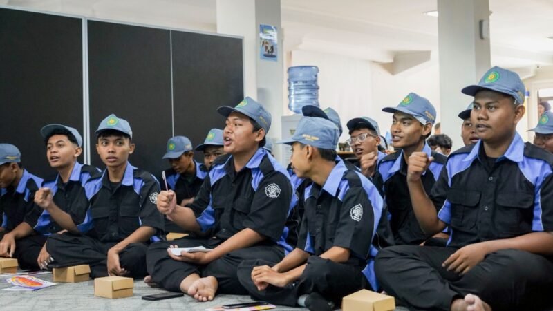 PLN Icon Plus Perkuat Pembelajaran Siswa TJKT Muhammadiyah Imogiri melalui Pengalaman Industri