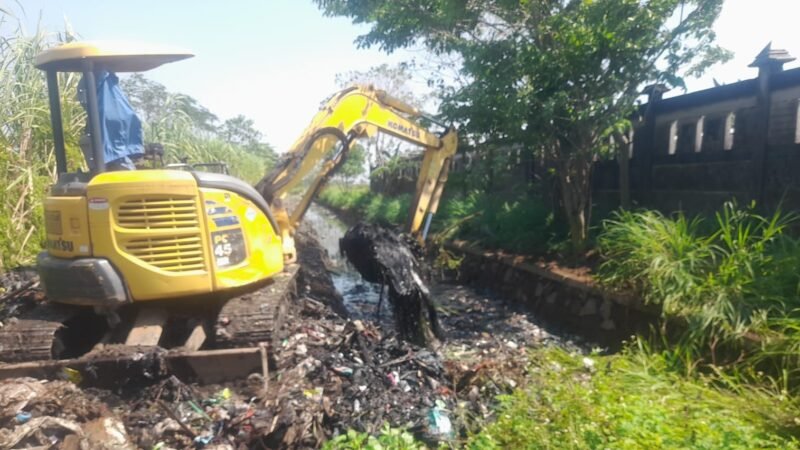 Antisipasi Musim Hujan, Wali Kota Semarang Agustina Siagakan 119 Pompa dan Pengerukan 38 Lokasi Sungai dan Saluran