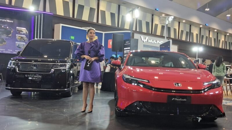 Mobil Listrik Honda Curi Perhatian di Pameran Otomotif Semarang