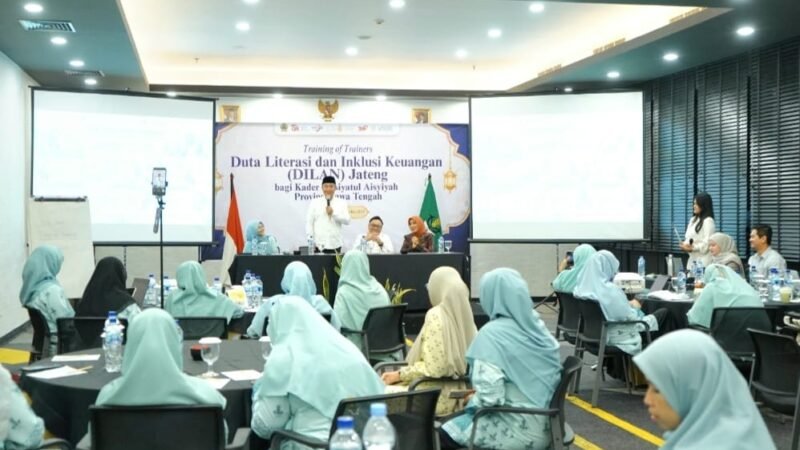 OJK Jateng Bekali 70 Kader Perempuan Muda Edukasi Keuangan