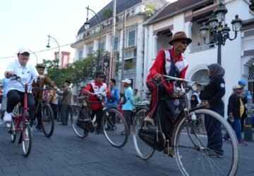Jambore Onthel di Titik 0 KM, Wali Kota Semarang Agustina Ajak Komunitas Rawat Budaya dan Gerakkan Ekonomi